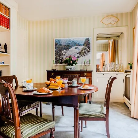 Saint-germain Prestige Апартаменты *
